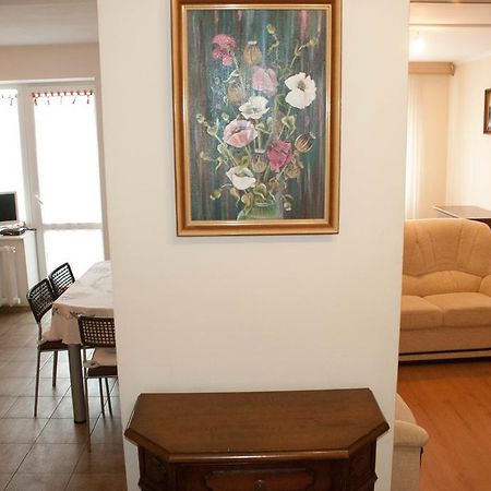 Apartment On Akademika Lazarenka 48A Львів Екстер'єр фото