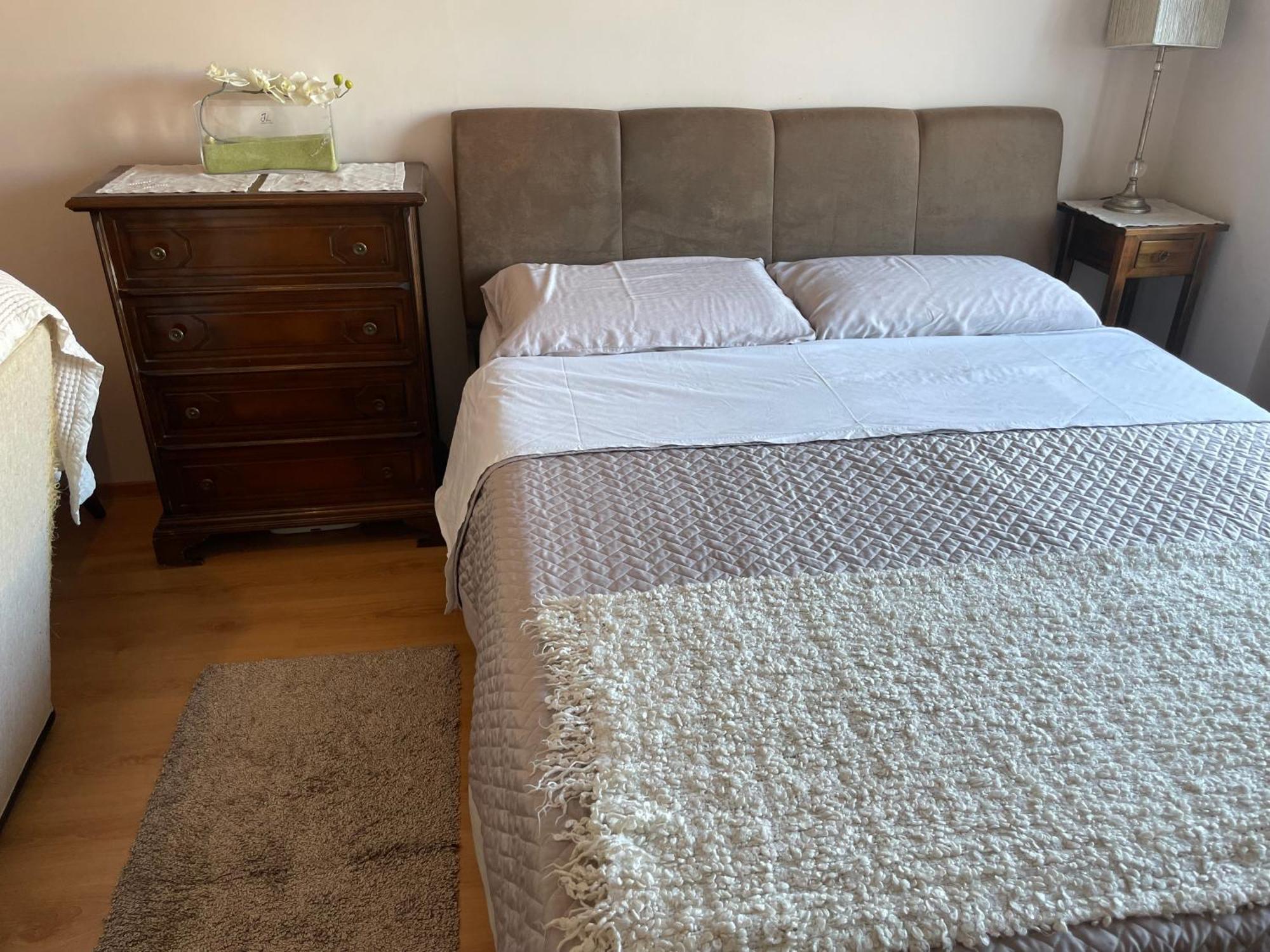 Apartment On Akademika Lazarenka 48A Львів Екстер'єр фото