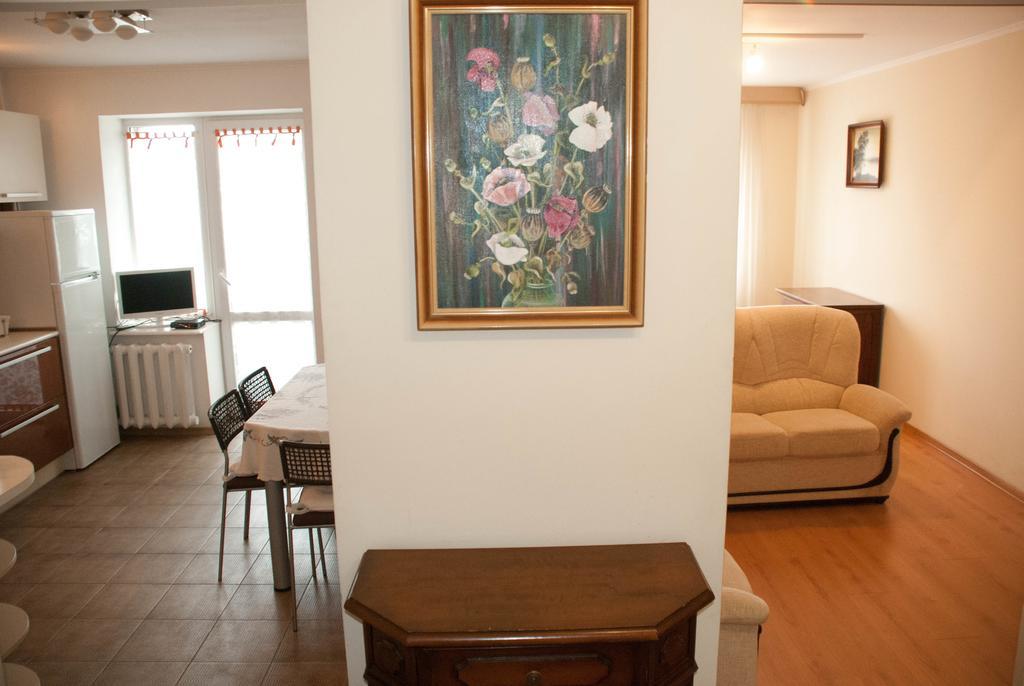 Apartment On Akademika Lazarenka 48A Львів Екстер'єр фото